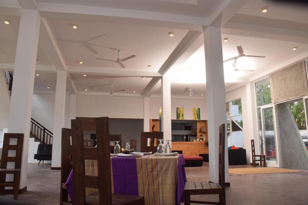 מיריסה Mira Whales Resort מראה חיצוני תמונה